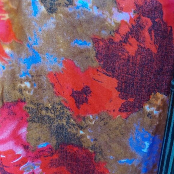 Multi Color Floral Print Dress Fits Size Medium - Picture 4 of 5